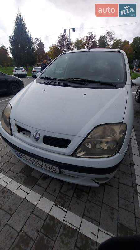 Минивэн Renault Megane Scenic 1999 в 
