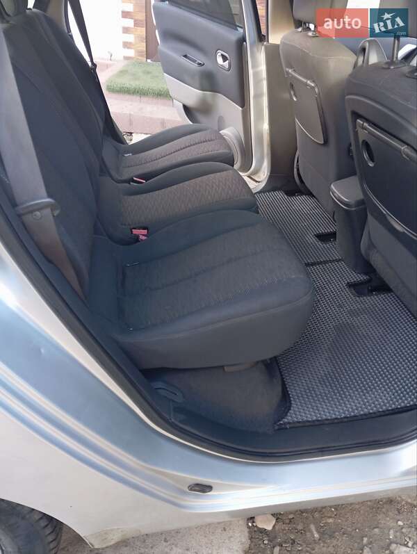 Минивэн Renault Megane Scenic 2007 в Ивано-Франковске
