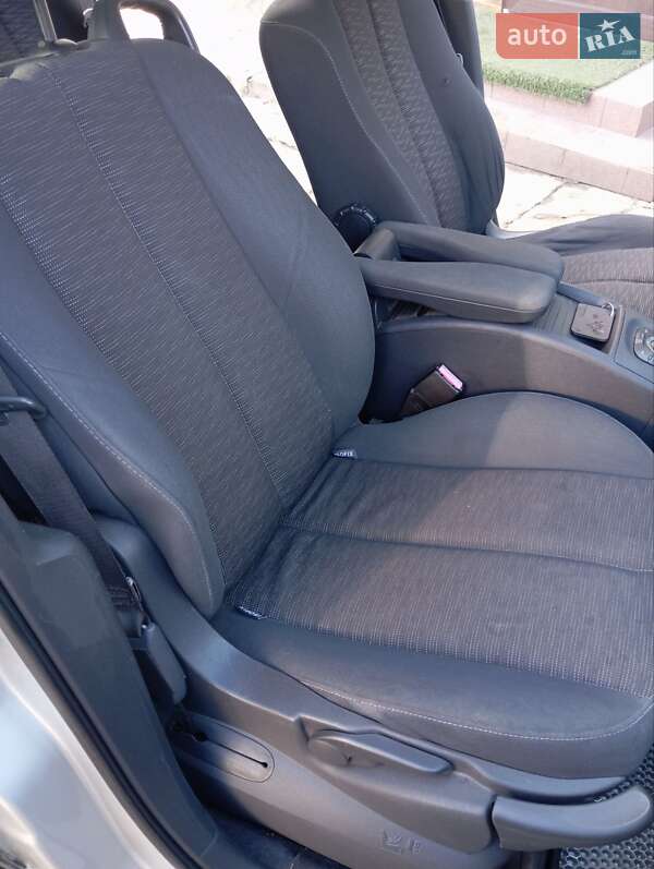 Минивэн Renault Megane Scenic 2007 в Ивано-Франковске