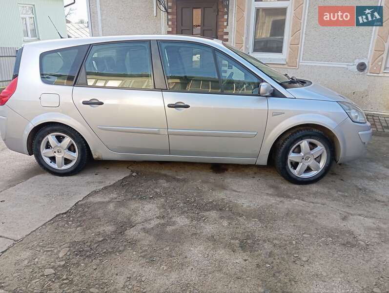 Минивэн Renault Megane Scenic 2007 в Ивано-Франковске