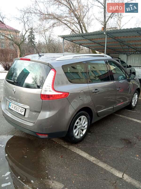 Мінівен Renault Megane Scenic 2016 в Києві