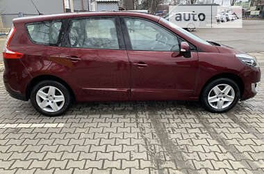 Минивэн Renault Megane Scenic 2013 в Черновцах