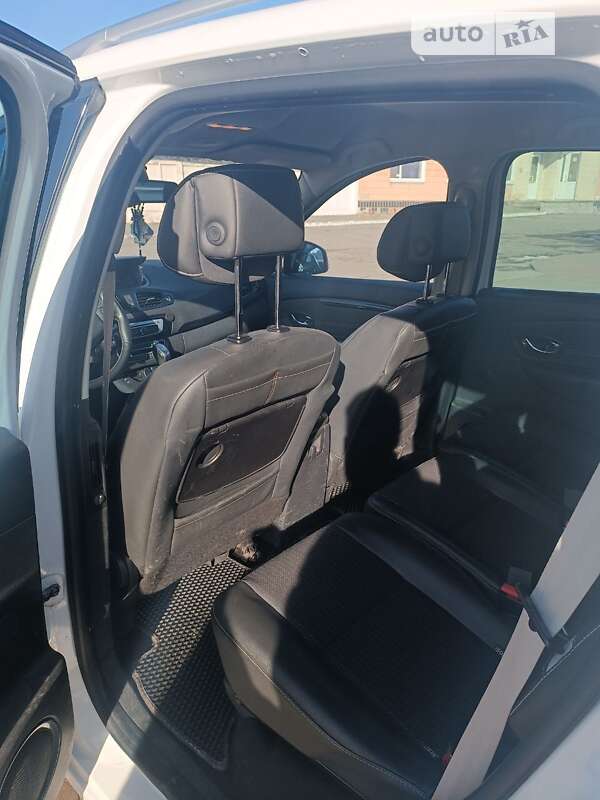 Минивэн Renault Megane Scenic 2014 в Полтаве