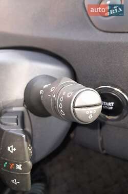 Мінівен Renault Megane Scenic 2016 в 