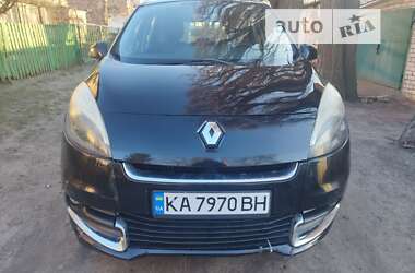 Renault Megane Scenic 2012