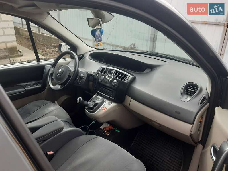 Мінівен Renault Megane Scenic 2006 в Запоріжжі