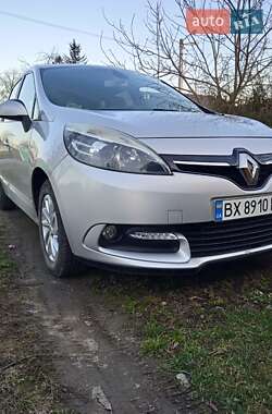 Renault Megane Scenic 2011