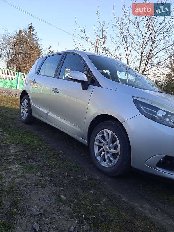 Минивэн Renault Megane Scenic 2011 в Хмельницком