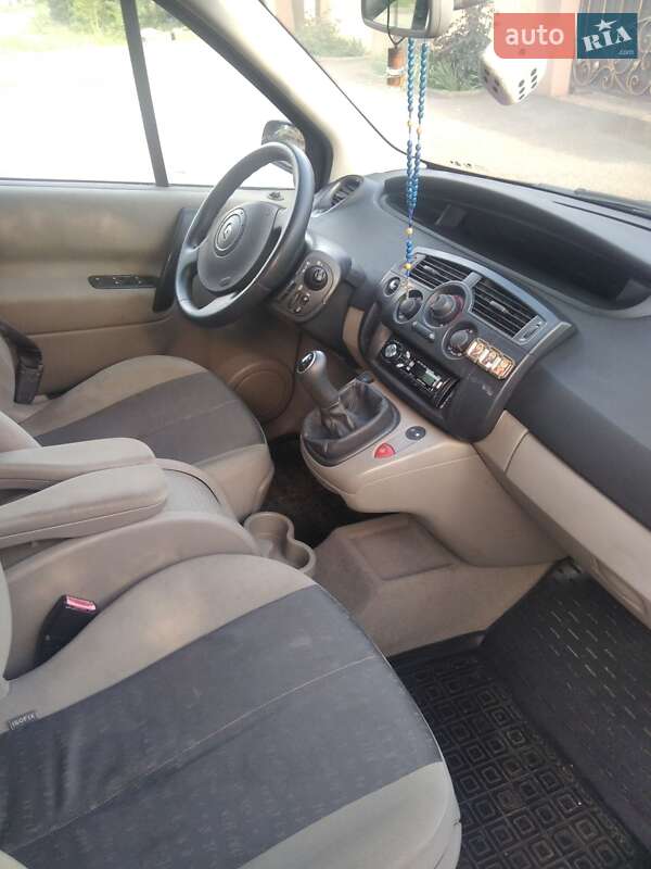 Мінівен Renault Megane Scenic 2004 в Кривому Розі