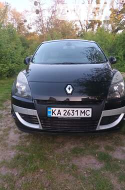 Renault Megane Scenic 2011