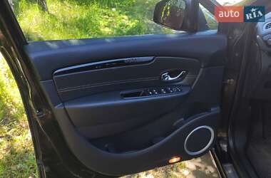 Мінівен Renault Megane Scenic 2012 в 