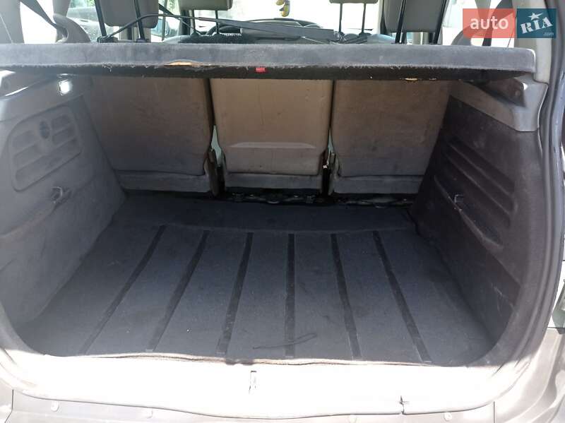 Мінівен Renault Megane Scenic 2003 в Києві