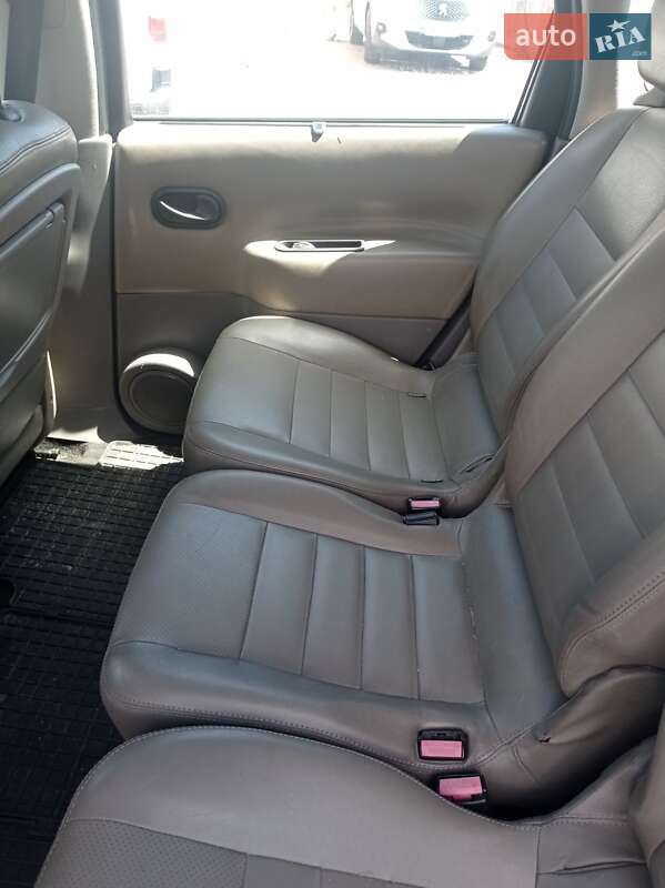 Мінівен Renault Megane Scenic 2003 в Києві