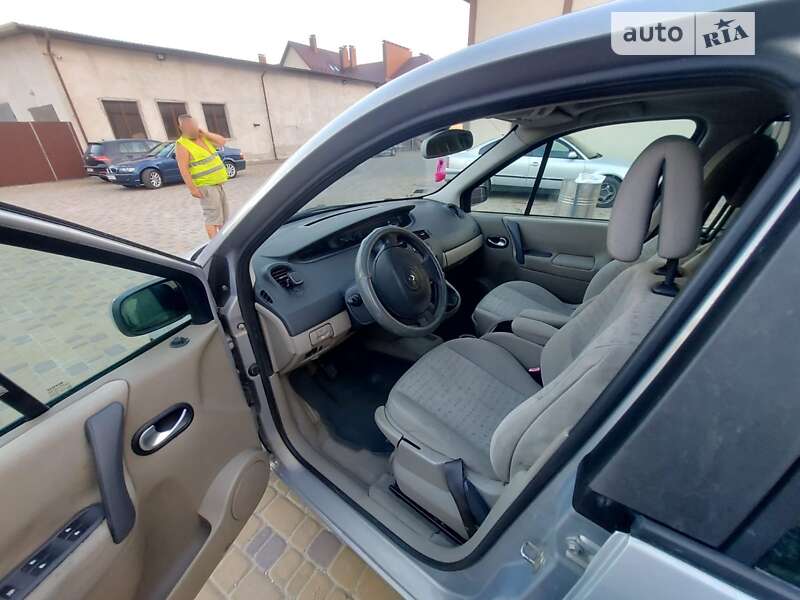 Мінівен Renault Megane Scenic 2003 в Тернополі