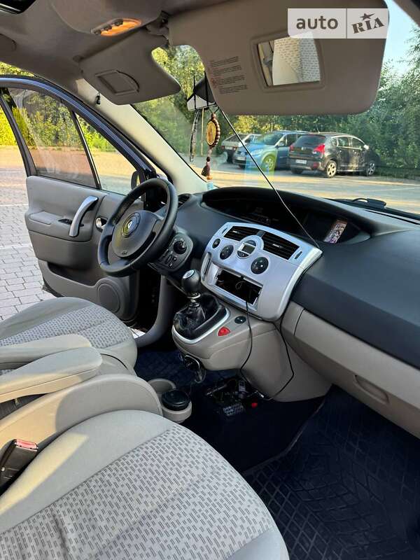 Мінівен Renault Megane Scenic 2009 в Львові