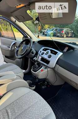 Минивэн Renault Megane Scenic 2009 в 