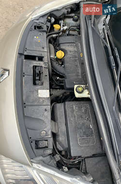 Минивэн Renault Megane Scenic 2009 в 