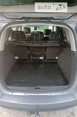 Мінівен Renault Megane Scenic 2011 в 