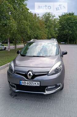 Мінівен Renault Megane Scenic 2012 в Ладижині