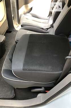Минивэн Renault Megane Scenic 2004 в 