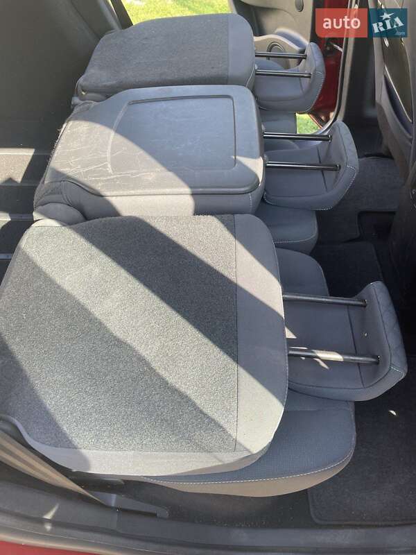 Минивэн Renault Megane Scenic 2010 в Збараже