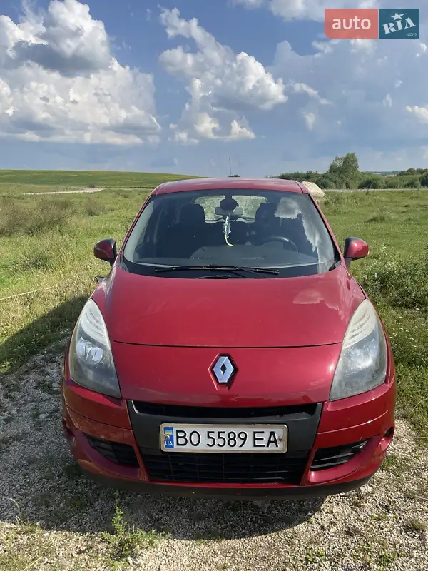 Renault Megane Scenic 2010