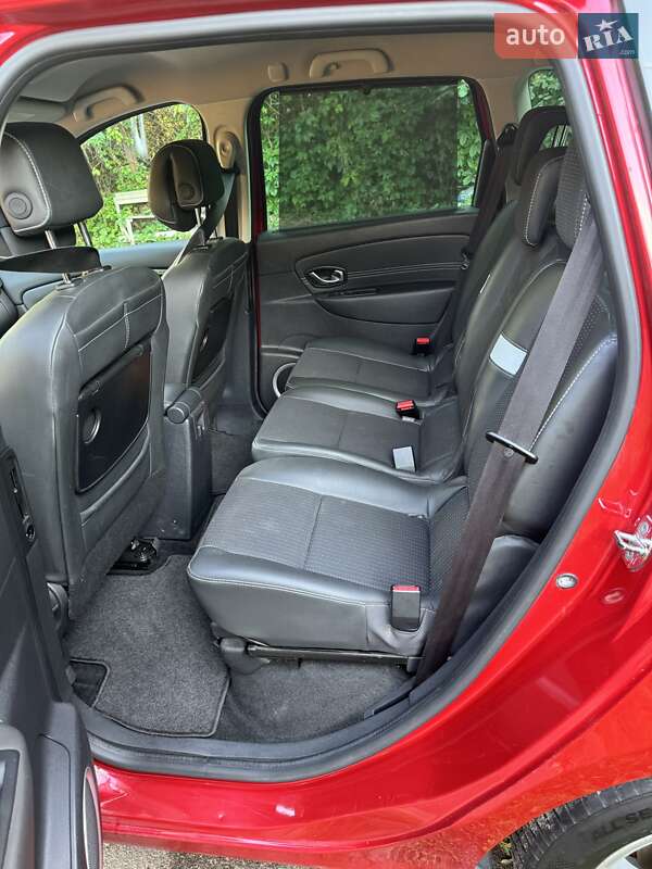 Мінівен Renault Megane Scenic 2011 в Олевську