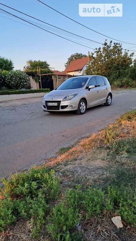 Мінівен Renault Megane Scenic 2010 в Одесі