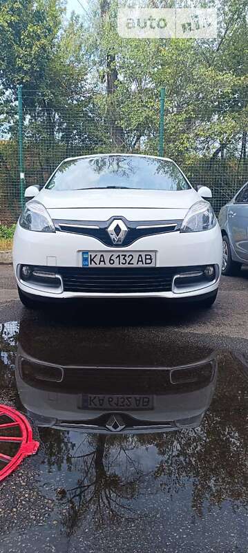 Минивэн Renault Megane Scenic 2016 в Киеве