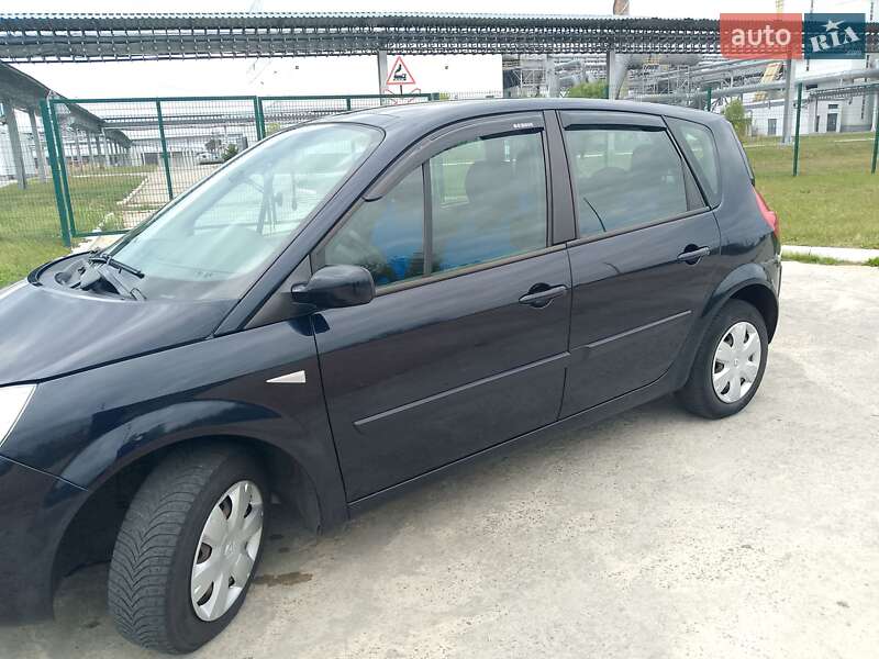 Минивэн Renault Megane Scenic 2008 в Коростене