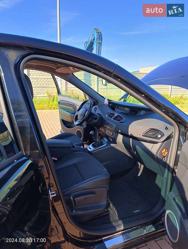 Минивэн Renault Megane Scenic 2011 в Киеве
