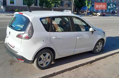 Мінівен Renault Megane Scenic 2016 в 