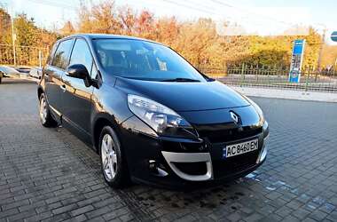 Renault Megane Scenic 2011