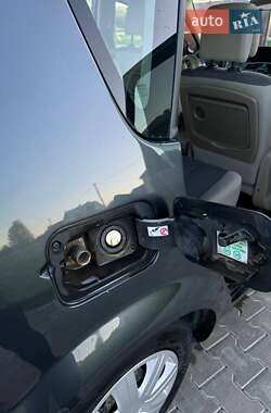 Минивэн Renault Megane Scenic 2006 в 