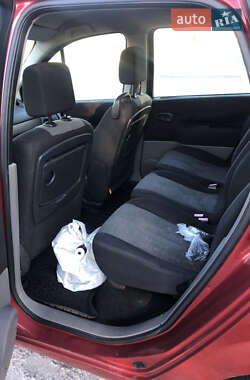 Минивэн Renault Megane Scenic 1999 в 