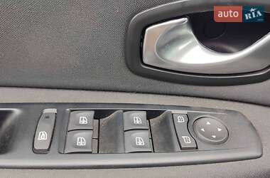 Мінівен Renault Megane Scenic 2009 в 