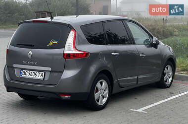 Минивэн Renault Megane Scenic 2009 в 