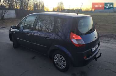 Минивэн Renault Megane Scenic 2005 в 