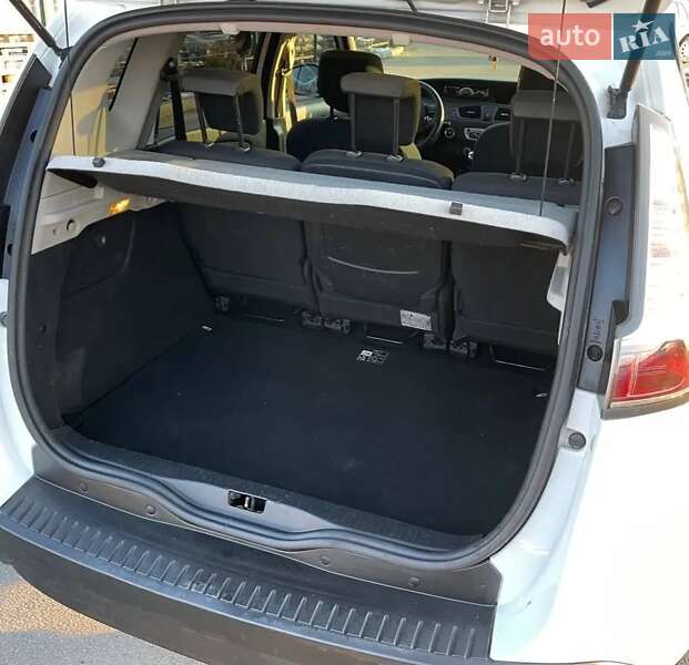 Минивэн Renault Megane Scenic 2016 в Кривом Роге