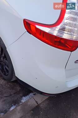 Мінівен Renault Megane Scenic 2011 в 
