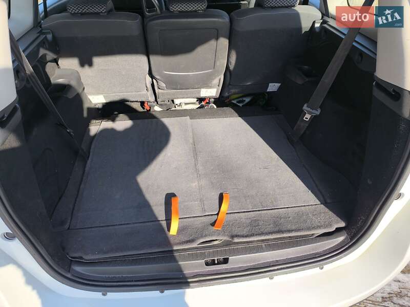 Минивэн Renault Megane Scenic 2011 в Лохвице