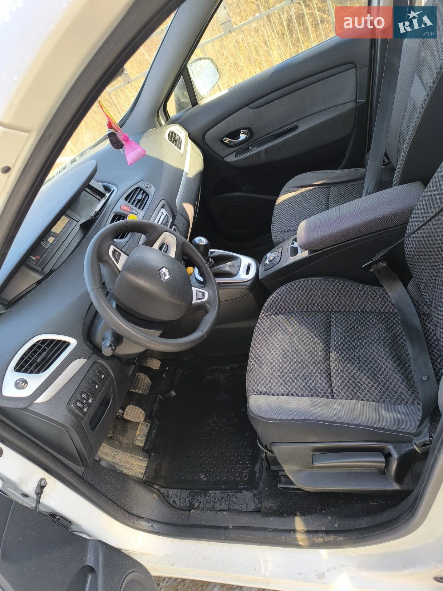 2011 Renault Scenic - мініатюра 11