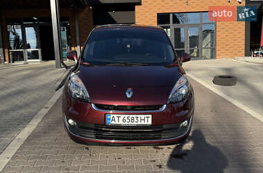 Renault Megane Scenic 2013