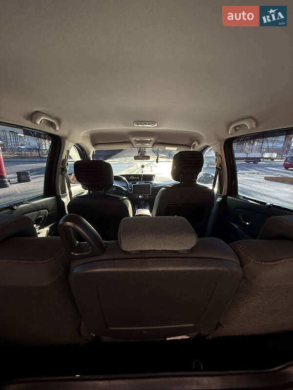 Минивэн Renault Megane Scenic 2013 в Ивано-Франковске фото 7 Минивэн Renault Megane Scenic 2013 в Ивано-Франковске