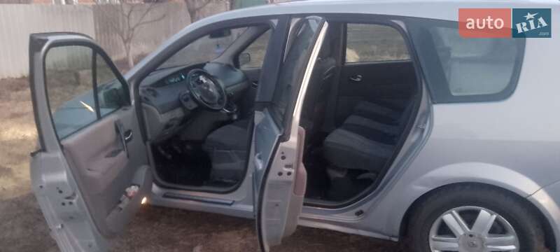 Минивэн Renault Megane Scenic 2004 в Харькове