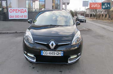 Минивэн Renault Megane Scenic 2013 в 