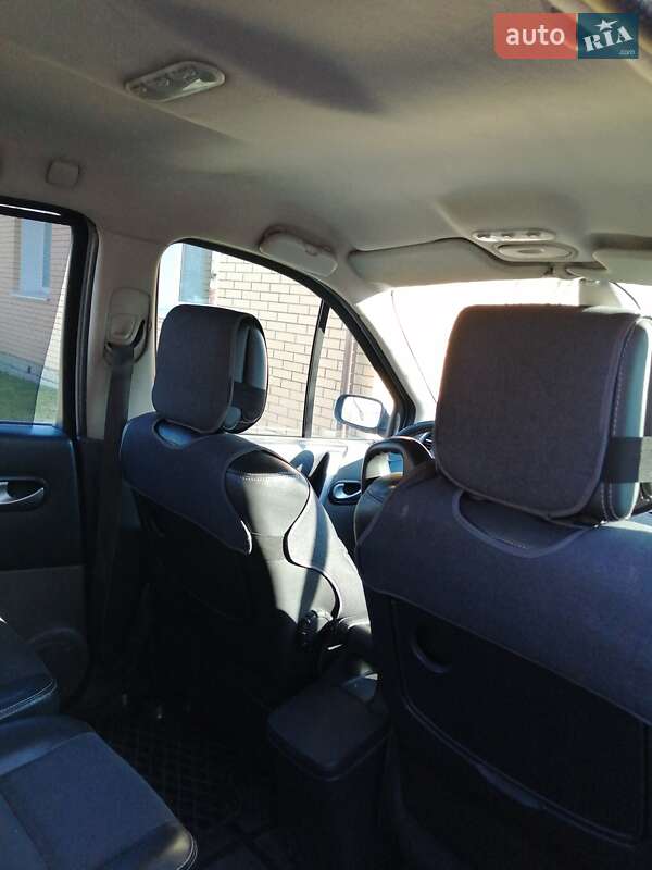 Минивэн Renault Megane Scenic 2008 в Луцке