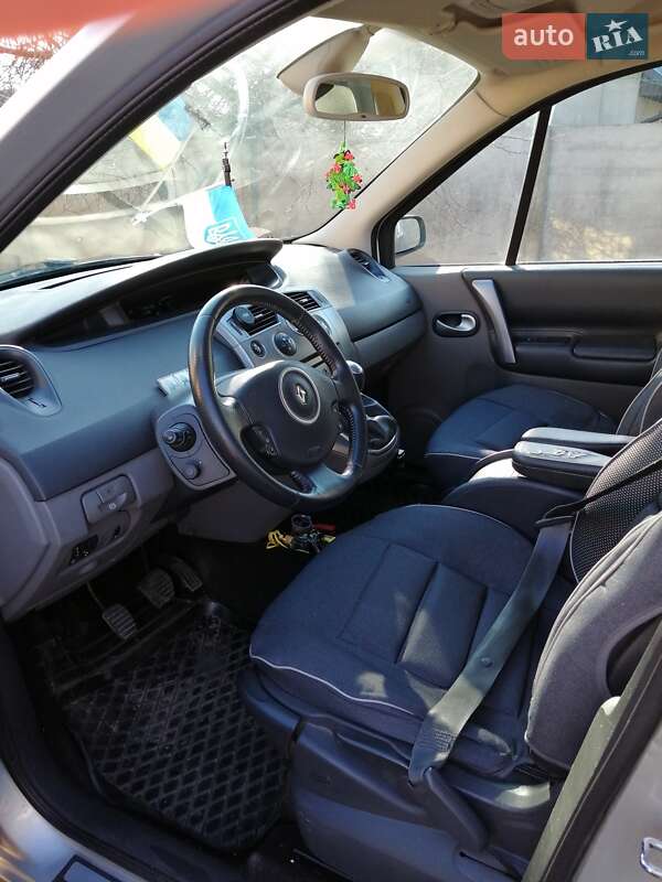 Минивэн Renault Megane Scenic 2008 в Луцке