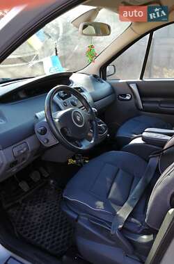 Минивэн Renault Megane Scenic 2008 в 