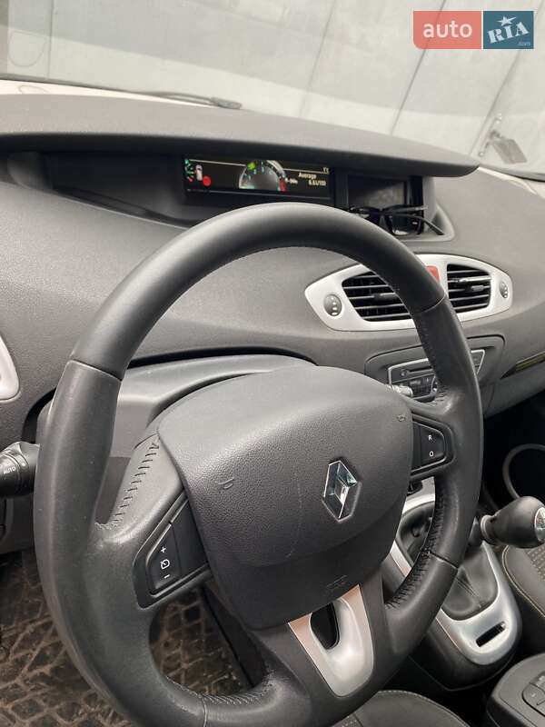 Минивэн Renault Megane Scenic 2010 в Харькове